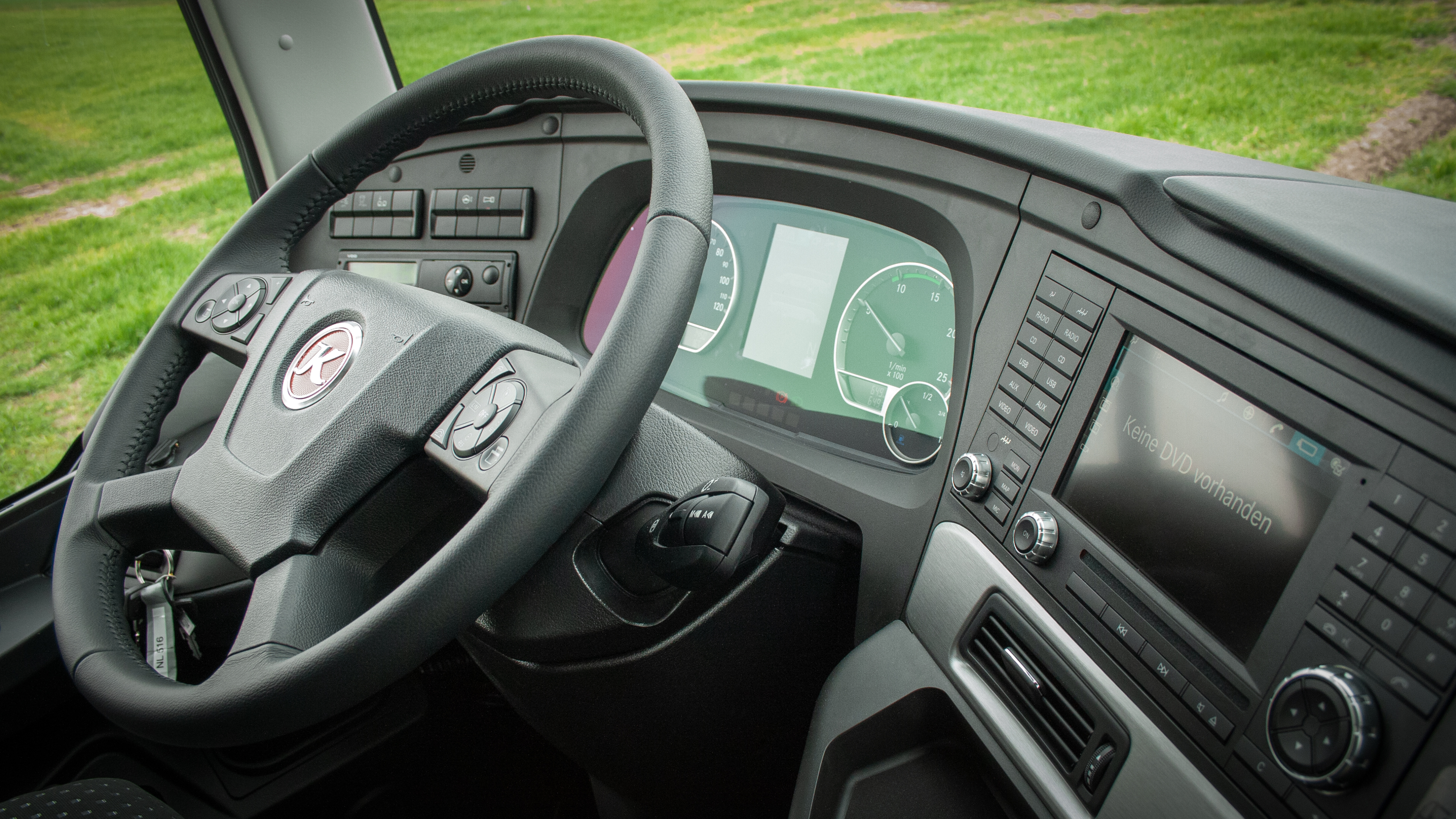 Kässbohrer Setra S 516 HD